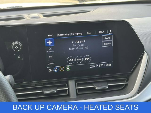 Used 2025 Chevrolet Trax RS w/ Sunroof Package image 3