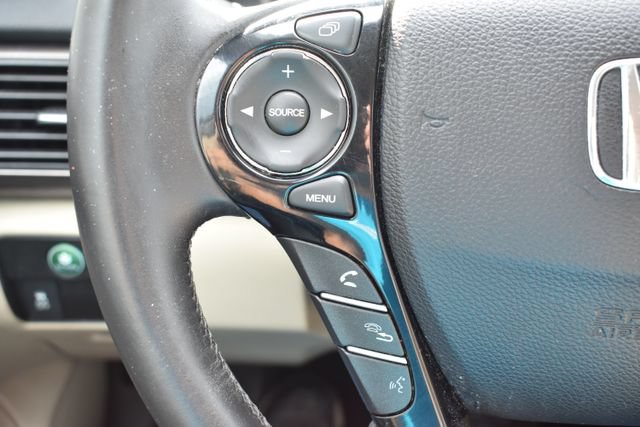 Used 2016 Honda Accord EX-L image 24