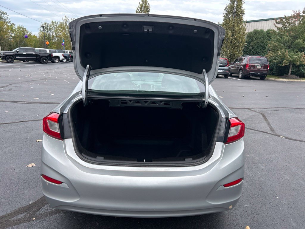 Used 2019 Chevrolet Cruze LS FWD image 22