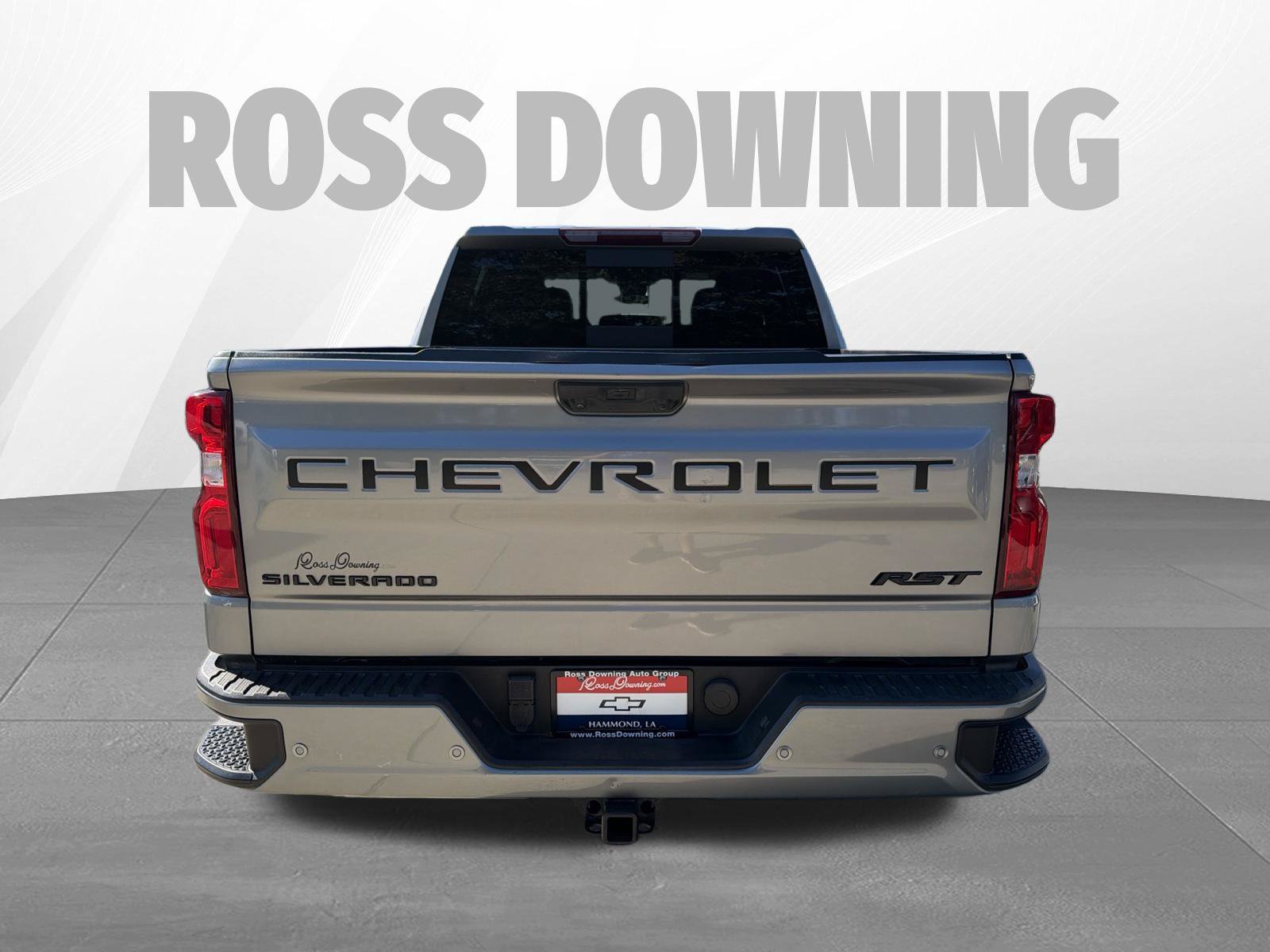 Used 2024 Chevrolet Silverado 1500 RST w/ Convenience Package II RWD image 5