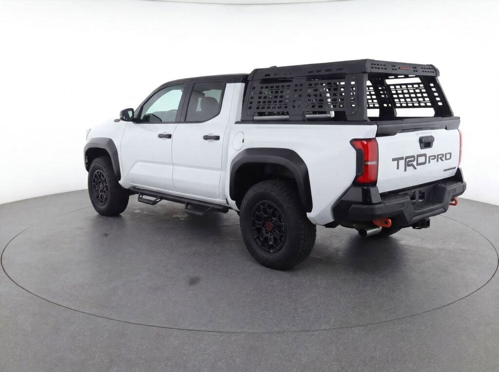 Used 2026 Toyota Tacoma TRD Pro AWD/4WD image 4