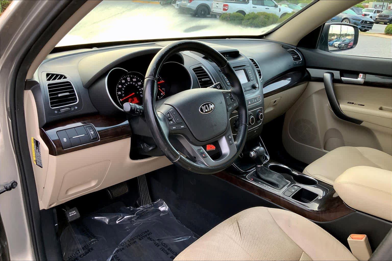 Used 2015 Kia Sorento LX FWD image 17
