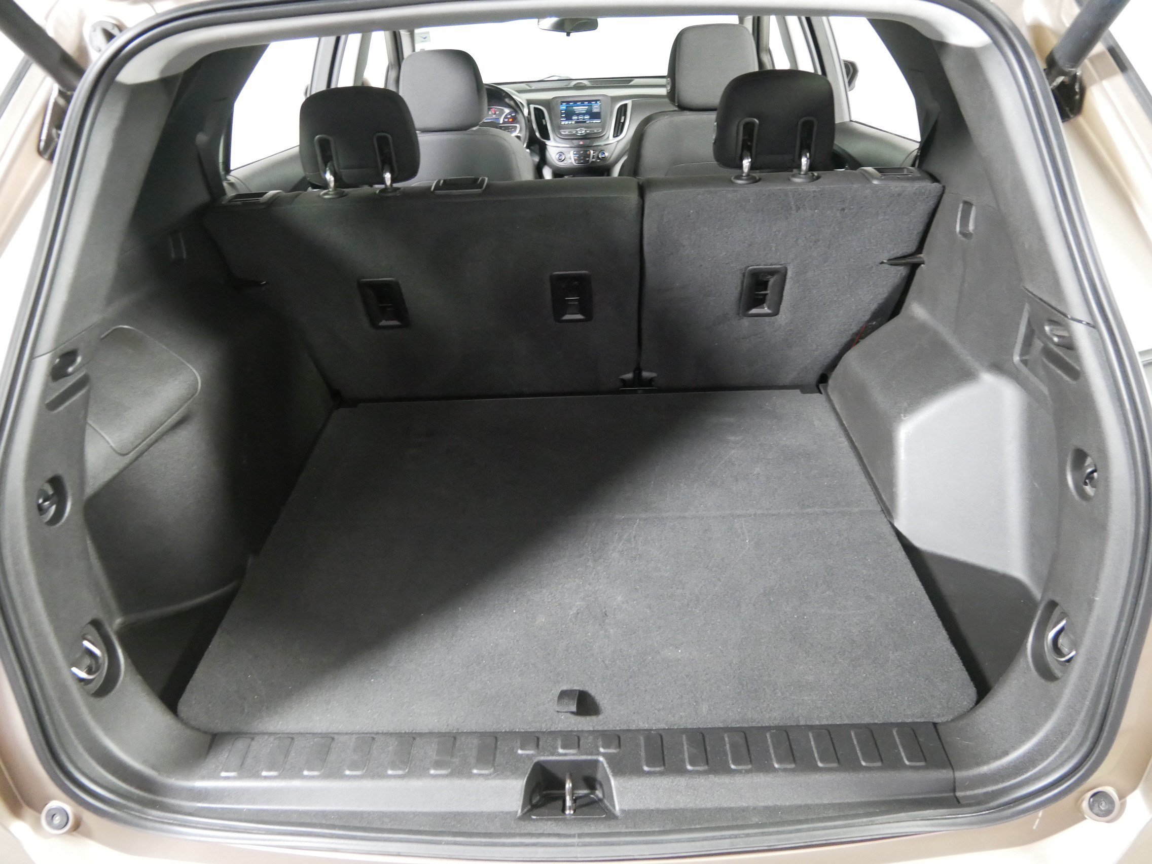 Used 2019 Chevrolet Equinox LT AWD/4WD image 18