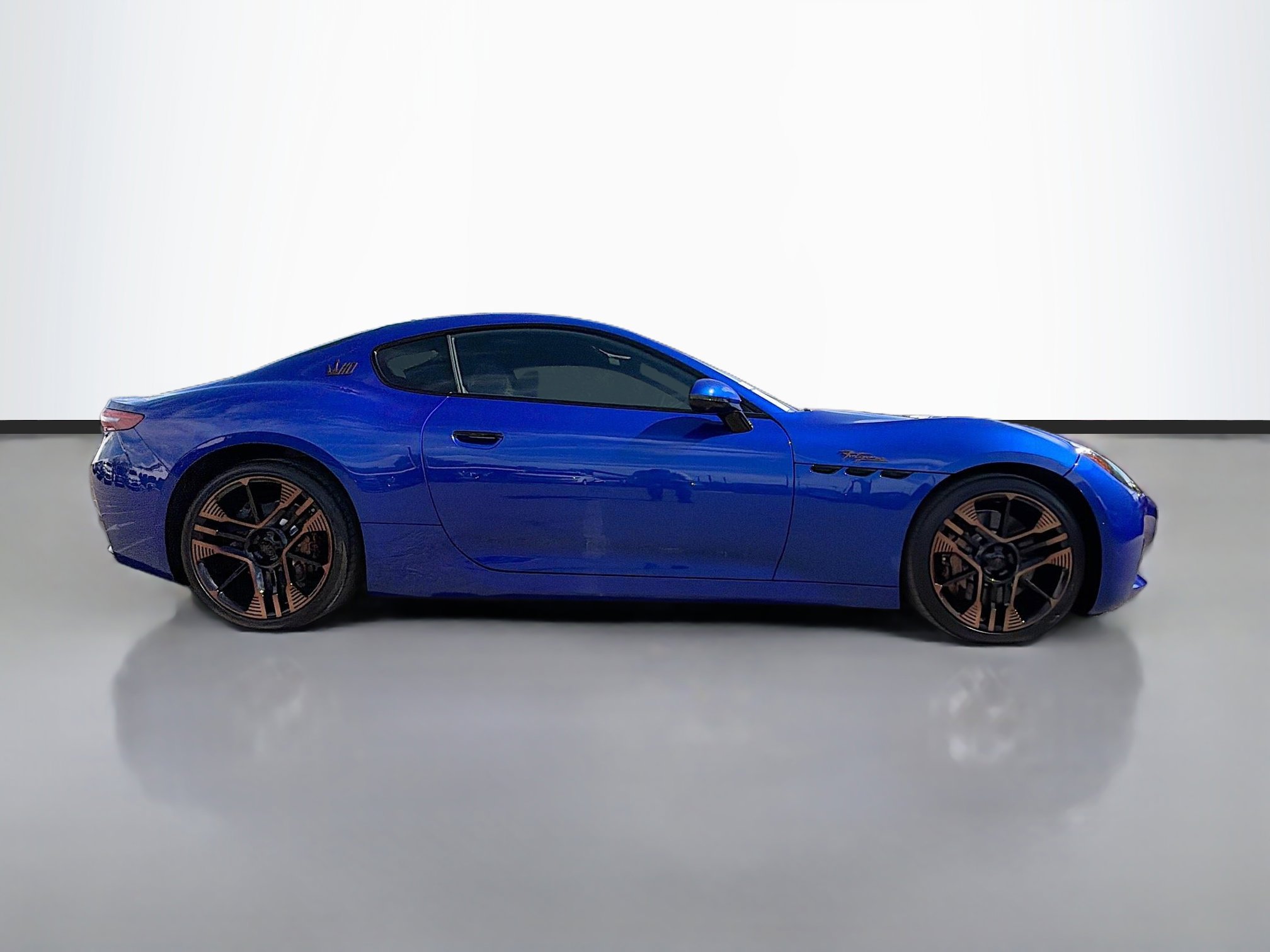 New 2025 Maserati GranTurismo Folgore image 2