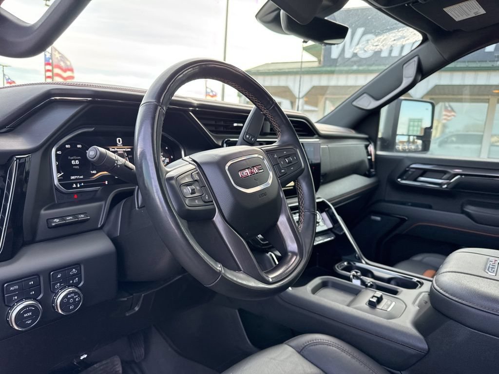 Used 2024 GMC Sierra 2500 AT4 w/ AT4 Premium Plus Package AWD/4WD image 25