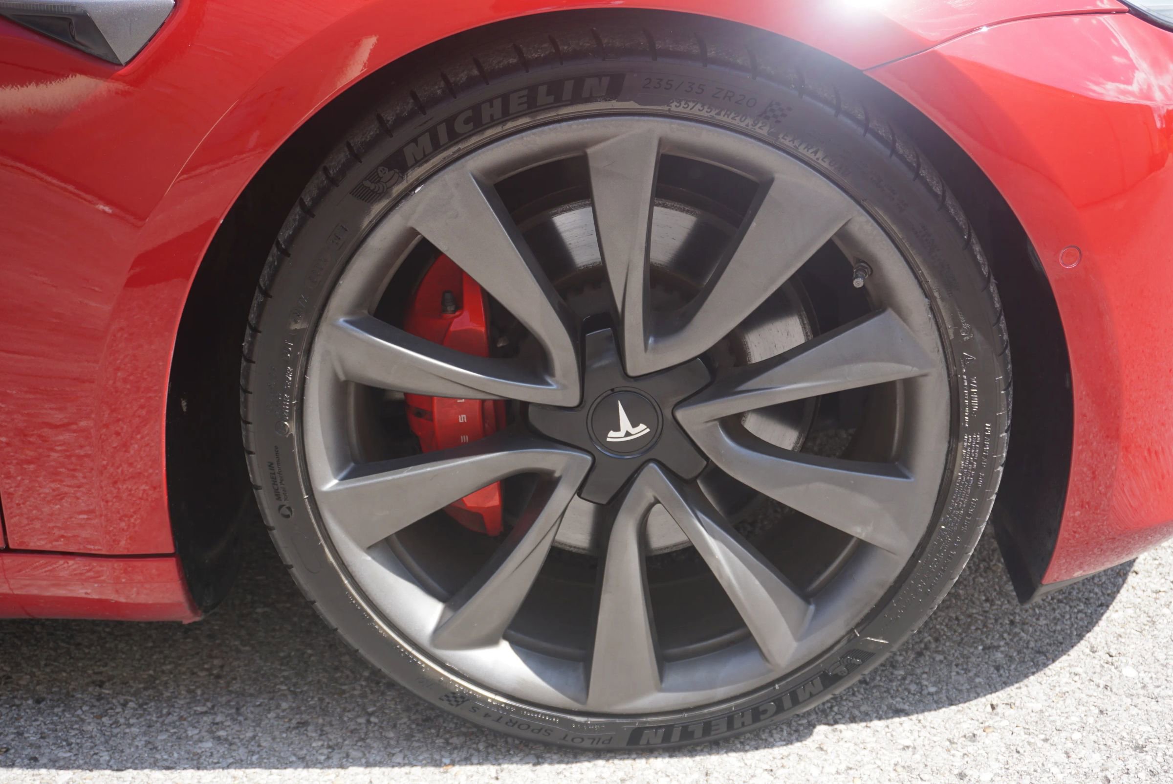 Used 2018 Tesla Model 3 Long Range image 11