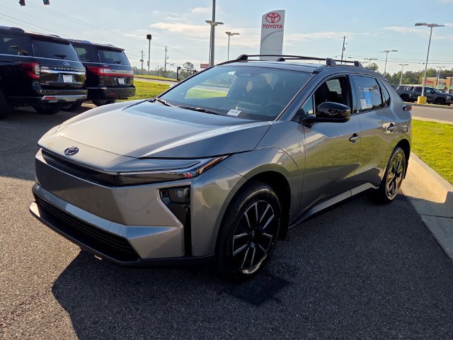 New 2027 Toyota bZ FWD image 3