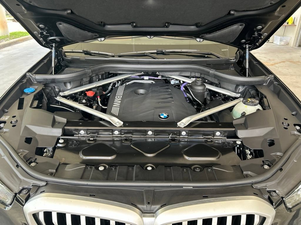 Used 2026 BMW X5 xDrive40i AWD/4WD image 14