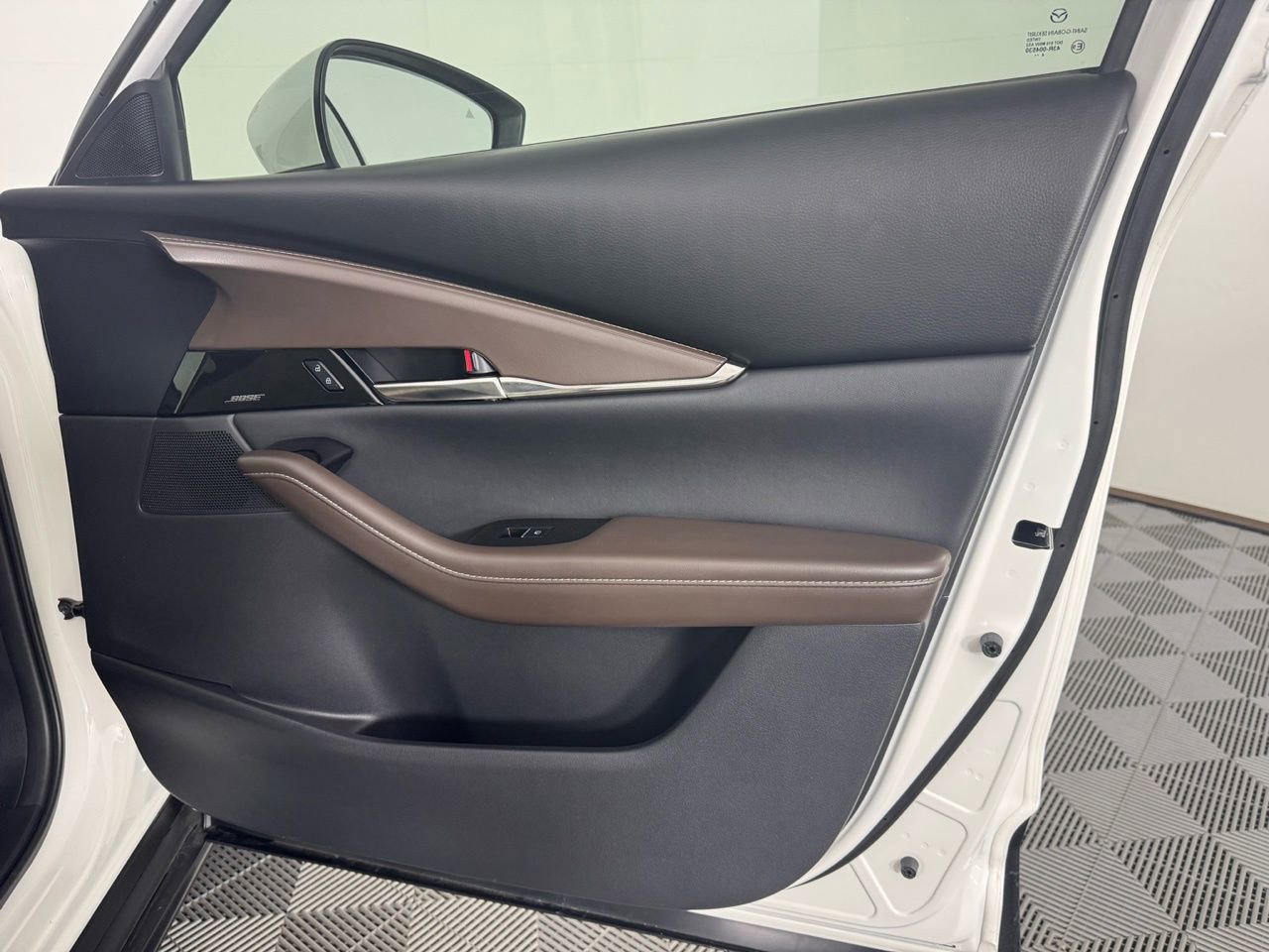 Used 2025 MAZDA CX-30 AWD 2.5 S w/ Premium Package image 29