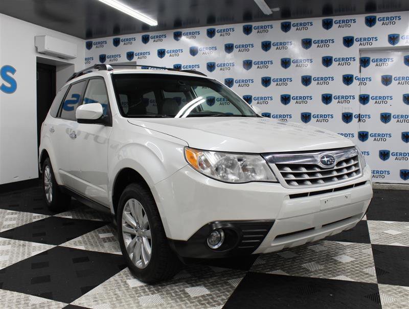 Used 2011 Subaru Forester 2.5X Limited AWD/4WD image 5