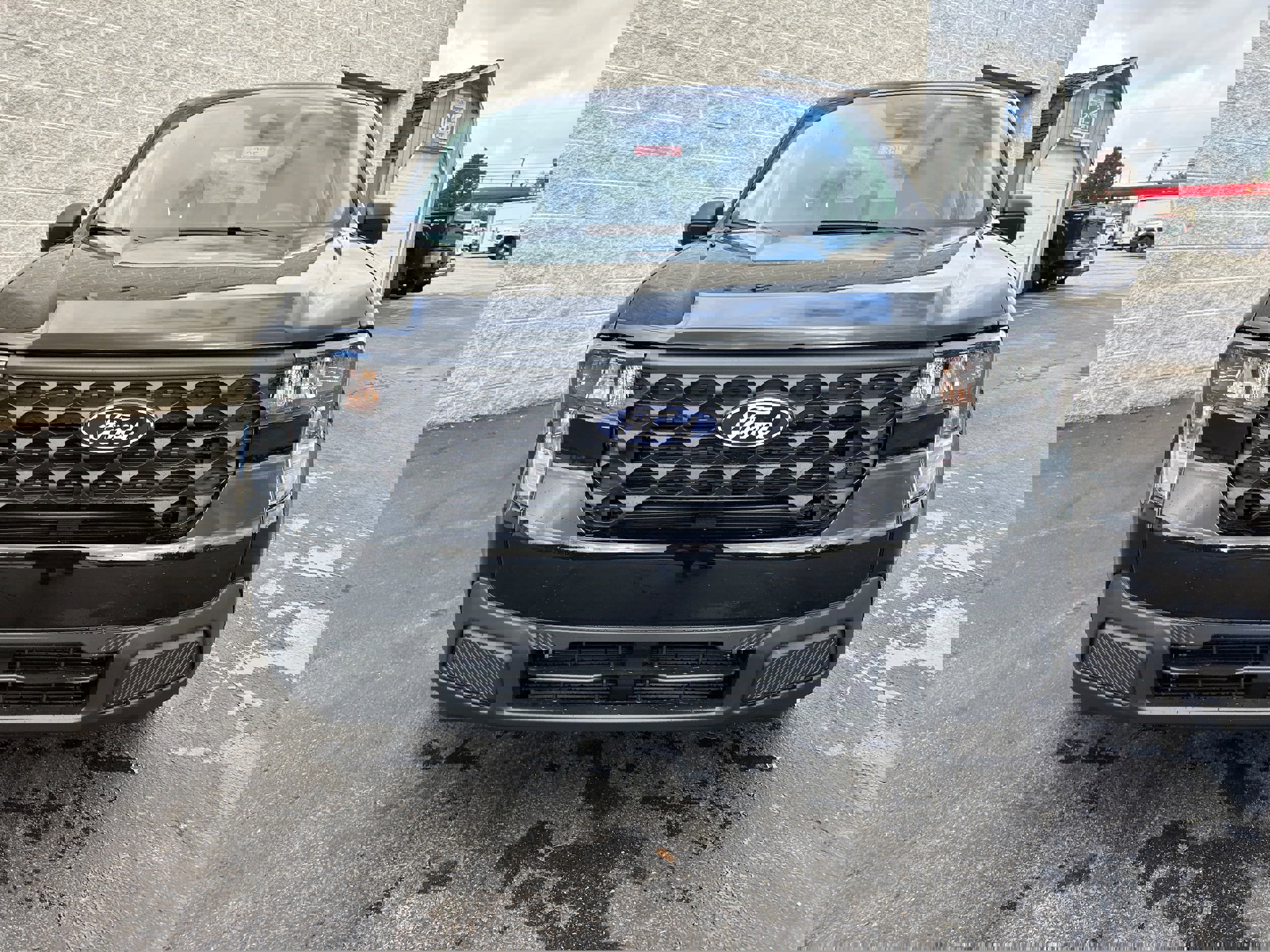 New 2025 Ford Maverick XL w/ Equipment Group 101A image 18