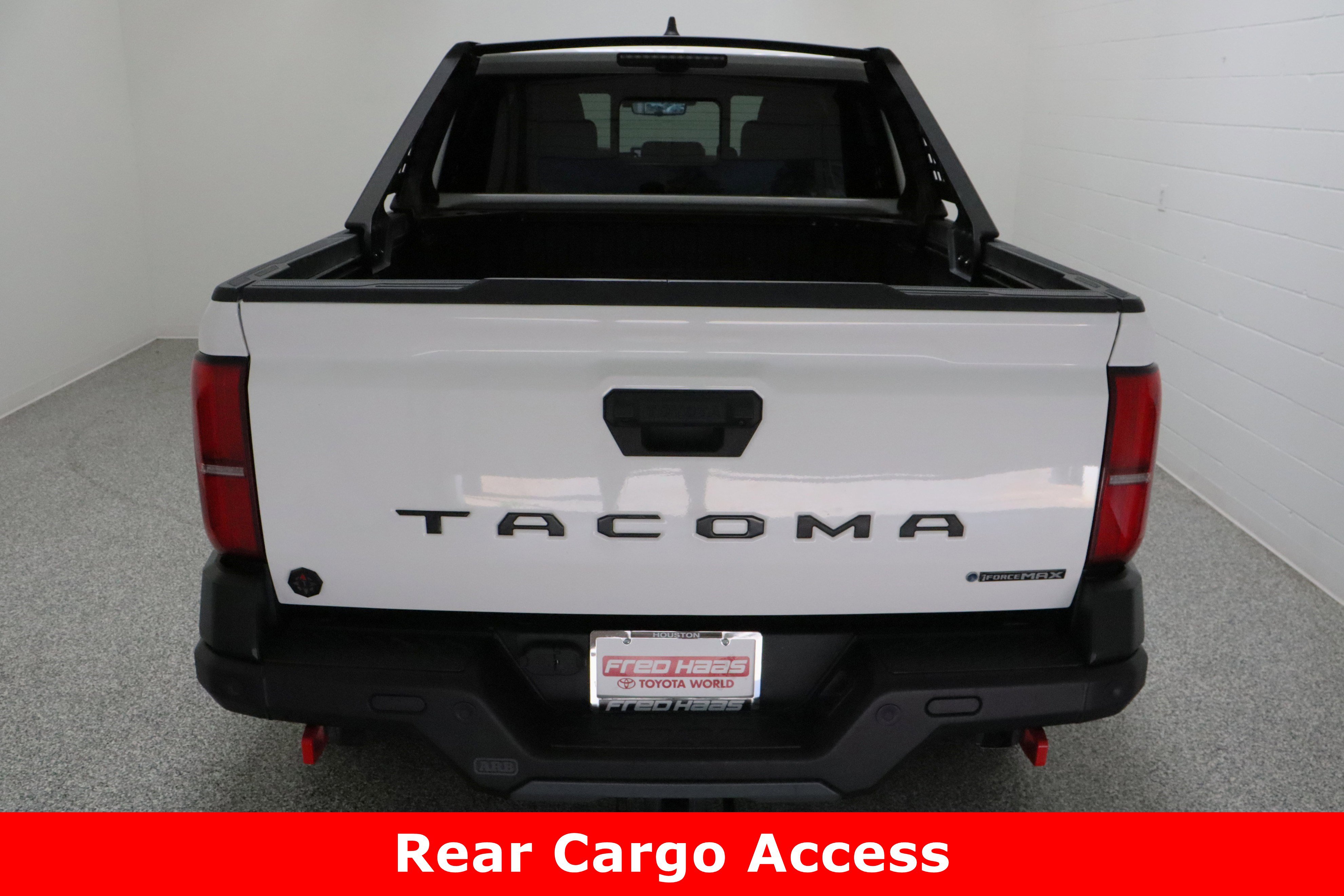 Used 2025 Toyota Tacoma 4x4 Double Cab Hybrid image 8