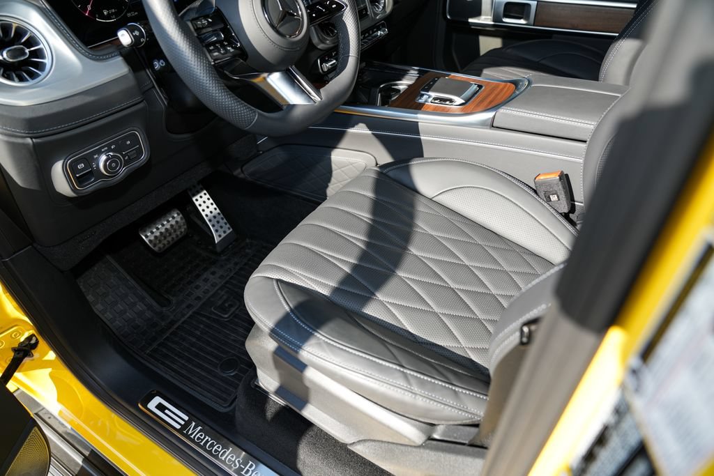 Used 2026 Mercedes-Benz G 550 image 15