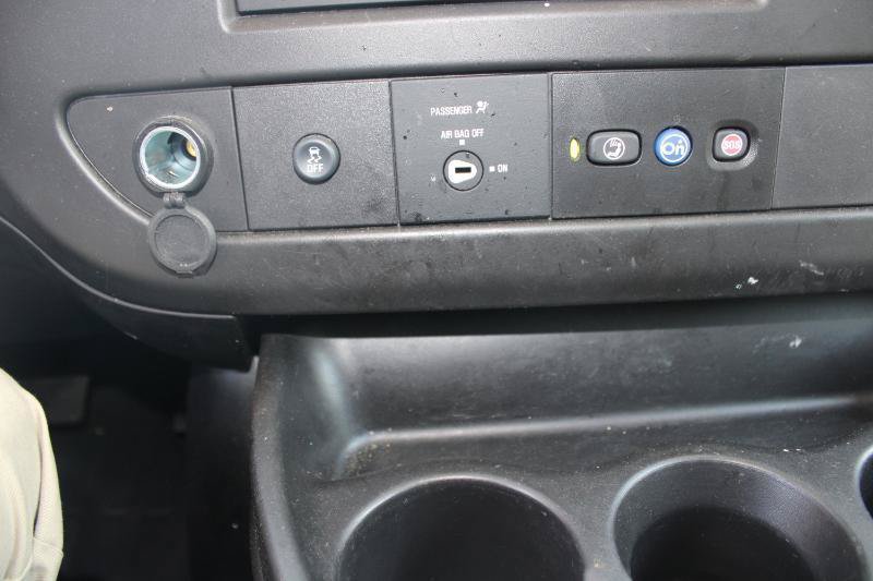 Used 2021 Chevrolet Express 2500 RWD image 15