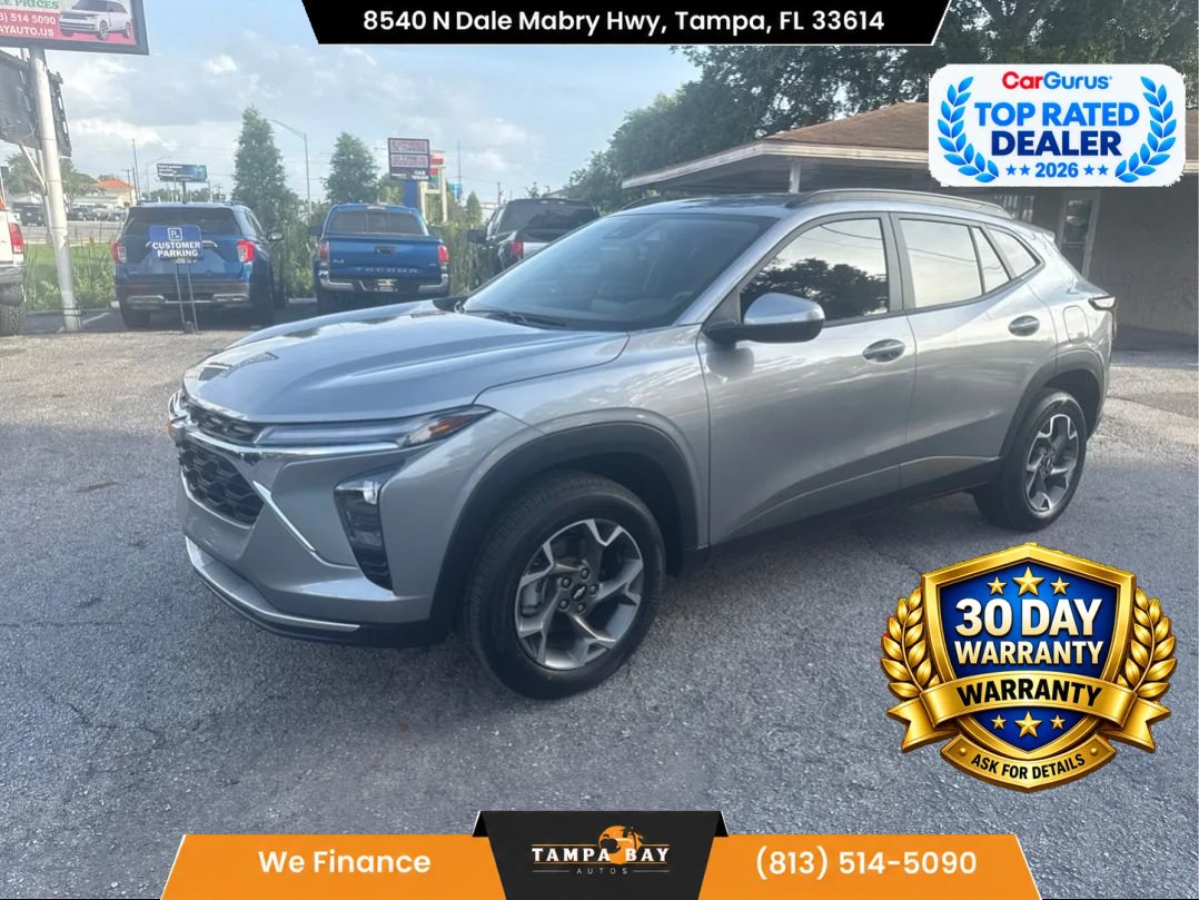 Used 2026 Chevrolet Trax LT w/ Driver Confidence Package FWD image 1
