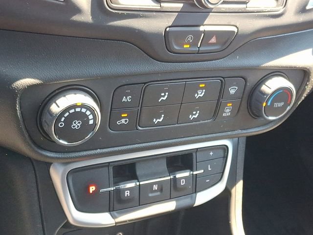 Certified 2022 GMC Terrain SLE image 15