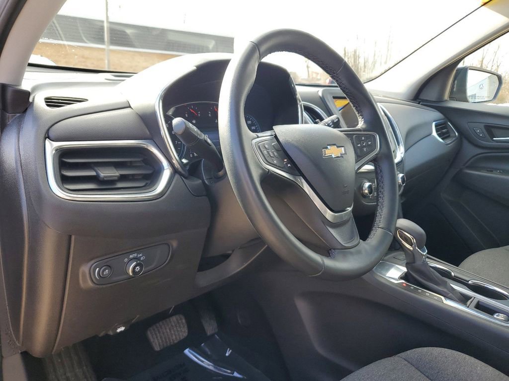 Used 2023 Chevrolet Equinox LT image 19