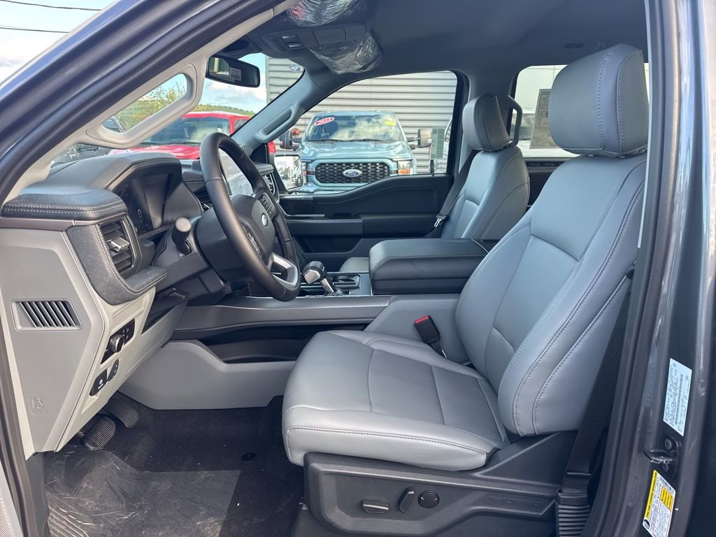 New 2025 Ford F150 Lightning Flash image 13
