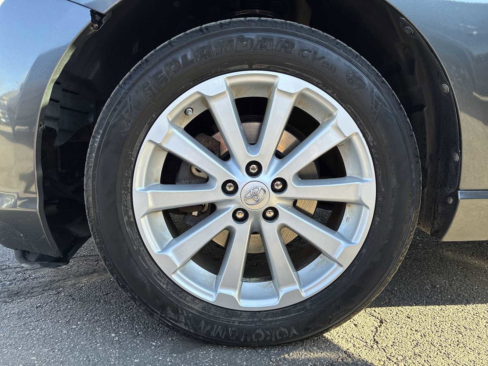 Used 2010 Toyota Venza AWD image 18