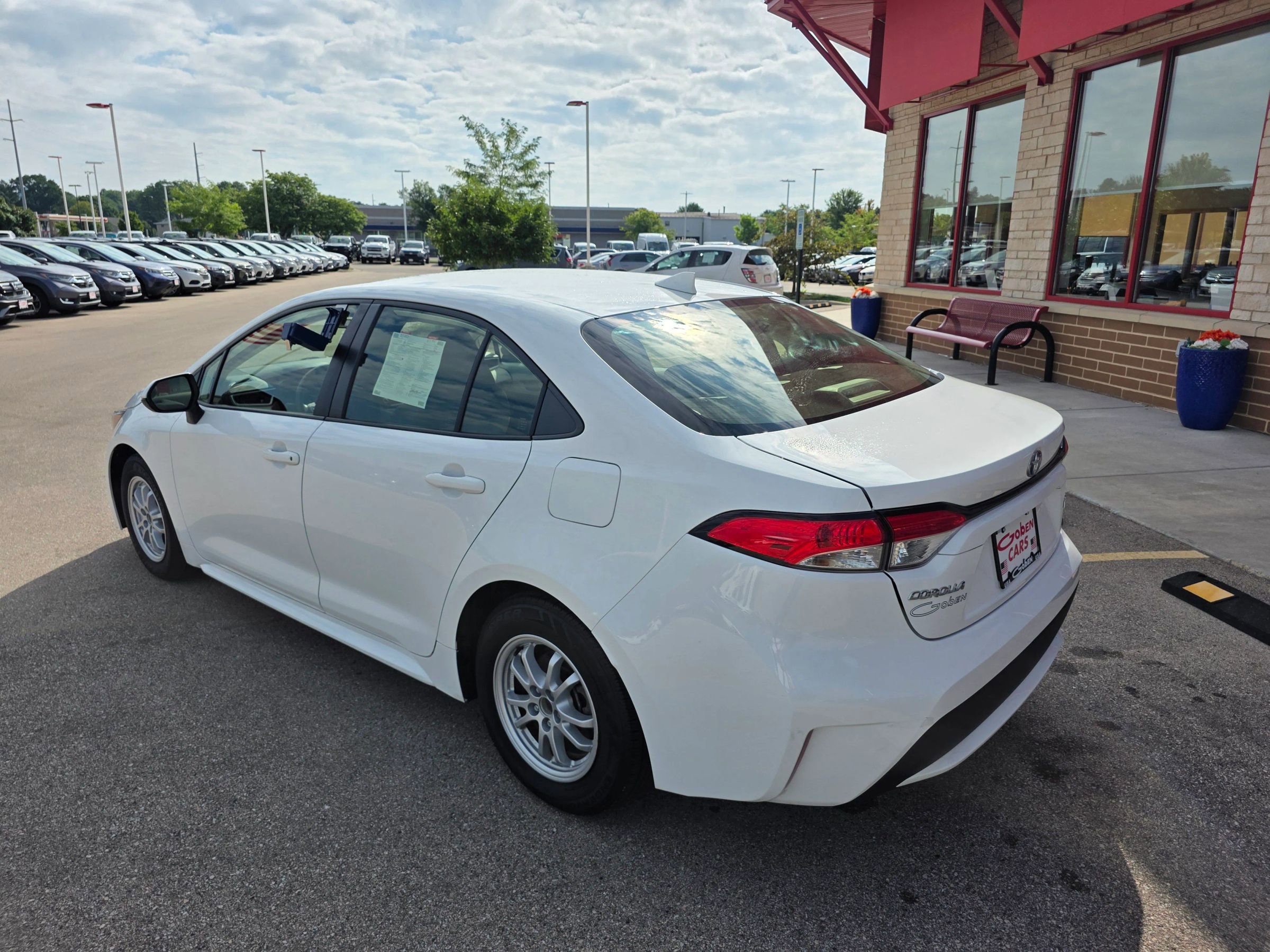 Used 2022 Toyota Corolla LE image 5