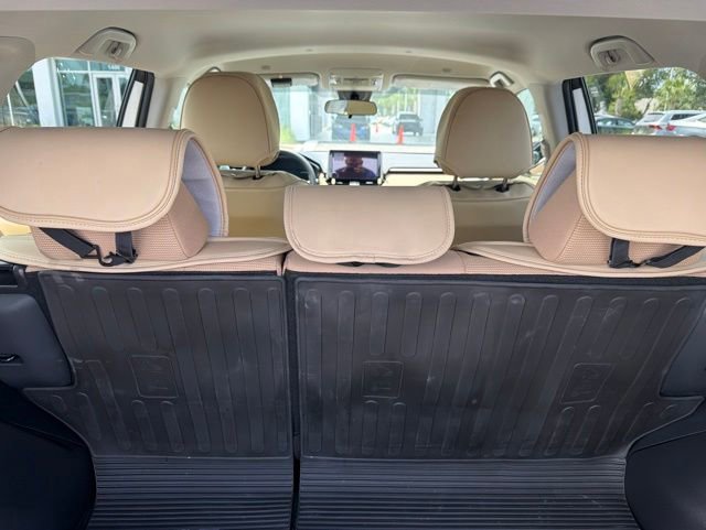 Used 2025 Toyota RAV4 LE FWD image 17