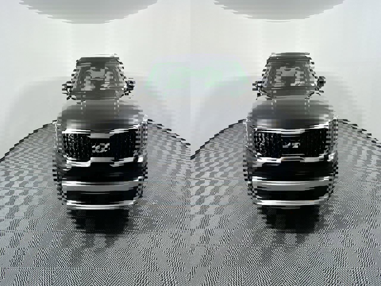 Used 2025 Kia Telluride EX w/ EX Captain's Chair Package image 9