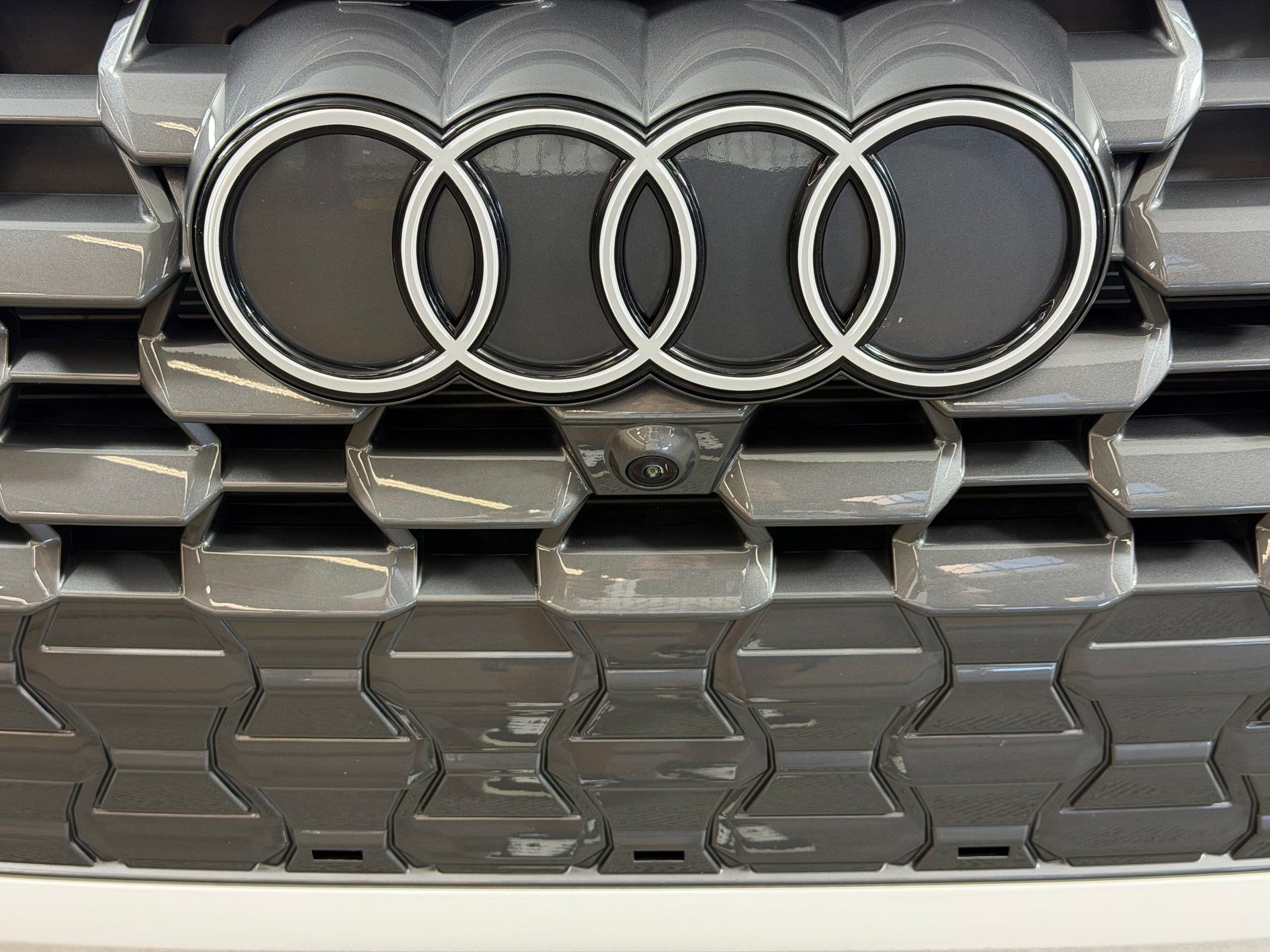 Used 2025 Audi Q5 Premium Plus w/ Premium Plus AWD/4WD image 26