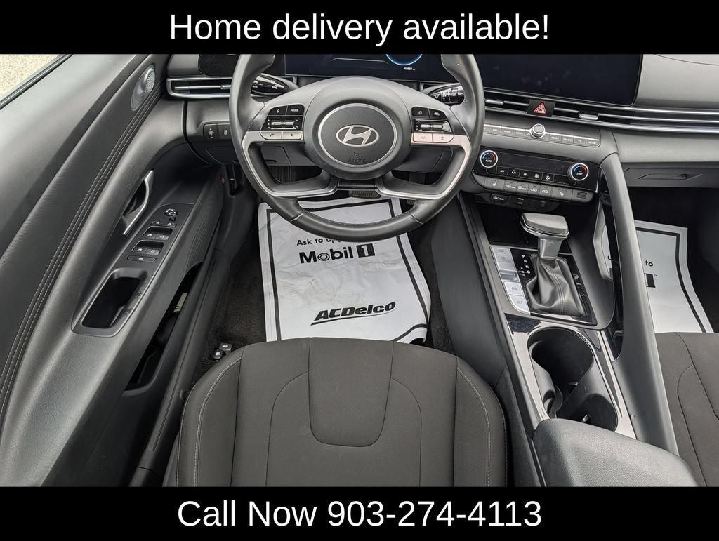 Used 2025 Hyundai Elantra SEL FWD image 14