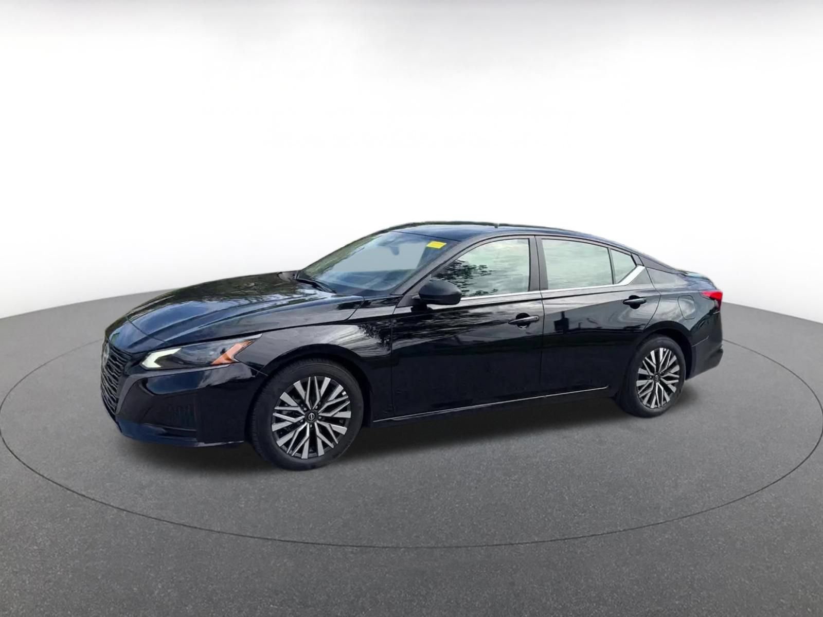 Used 2026 Nissan Altima 2.5 SV FWD image 7