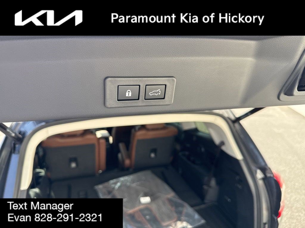 Used 2025 Subaru Ascent Touring w/ Popular Package #2 image 16