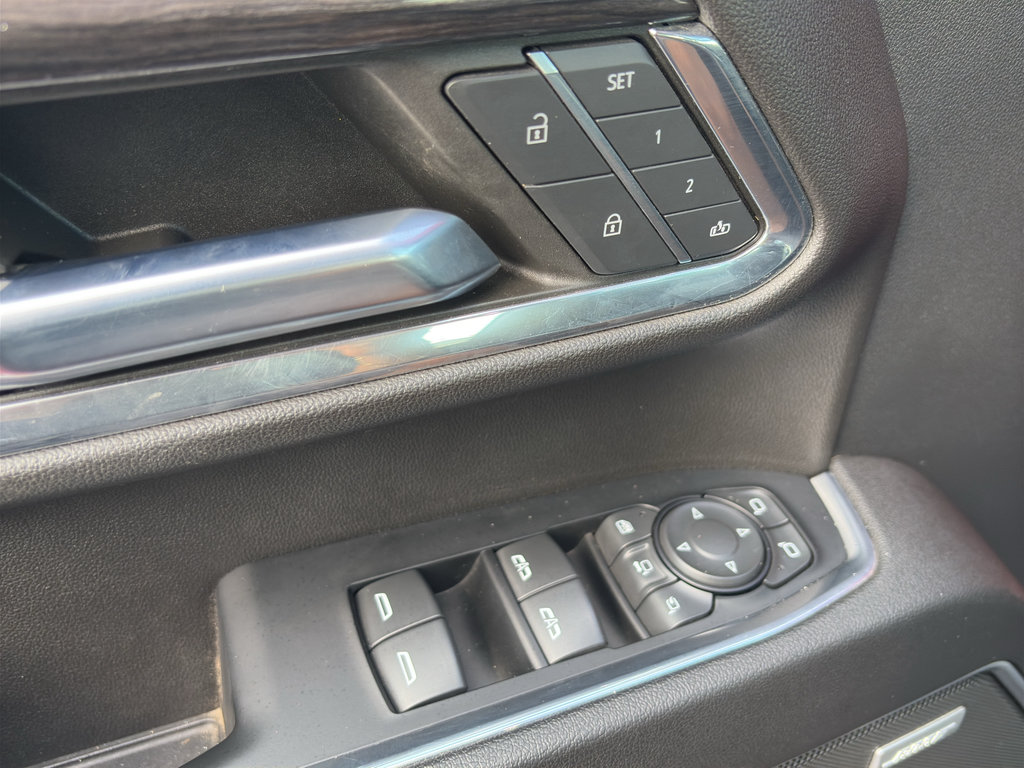Used 2024 Chevrolet Silverado 2500 LTZ w/ LTZ Premium Package AWD/4WD image 23