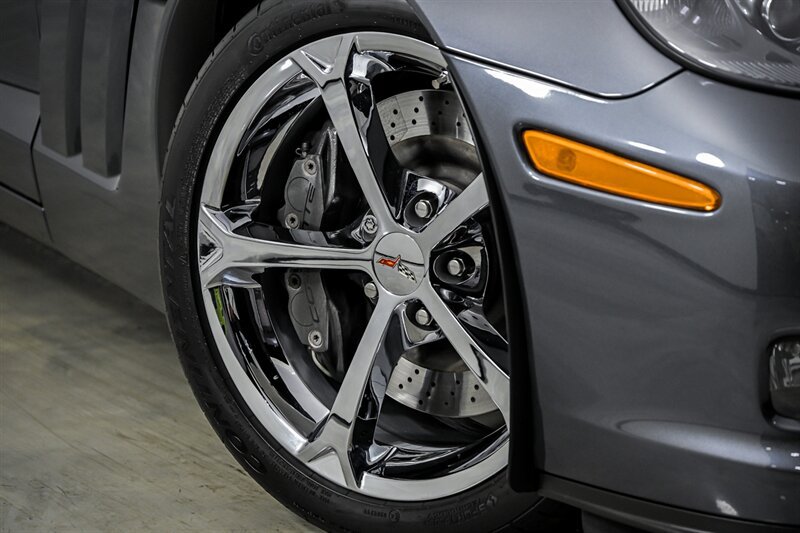 Used 2013 Chevrolet Corvette Grand Sport w/ 2LT Preferred Equipment Group RWD image 3