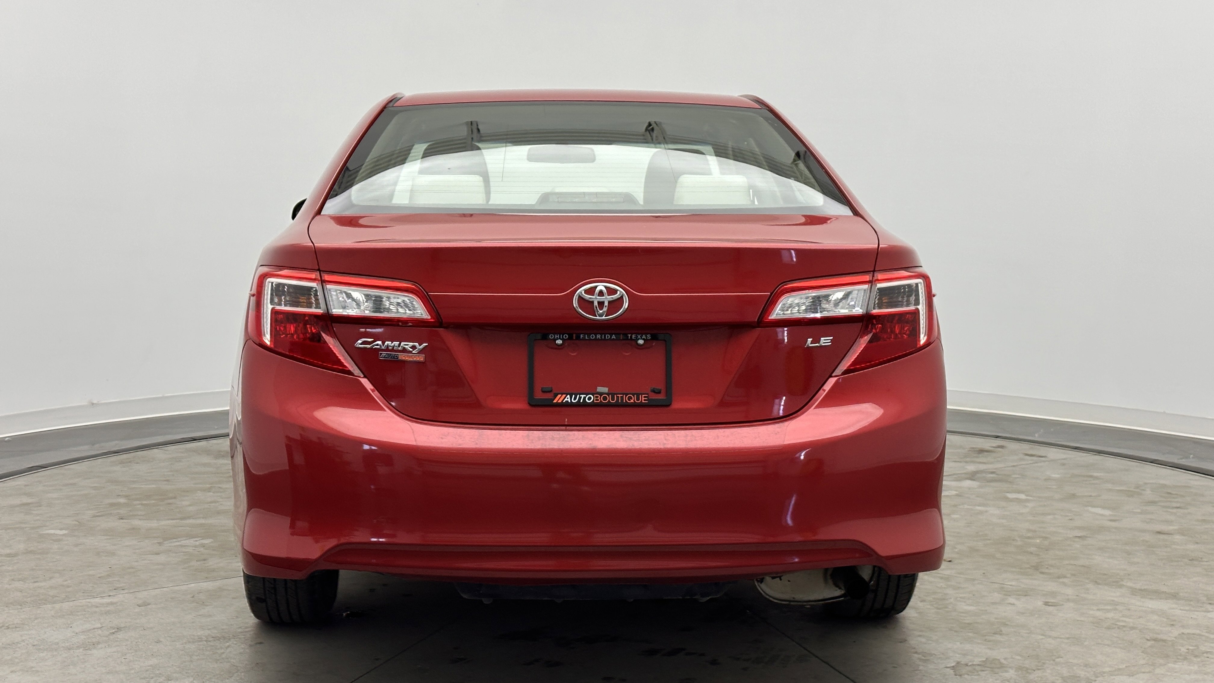 Used 2013 Toyota Camry LE image 6