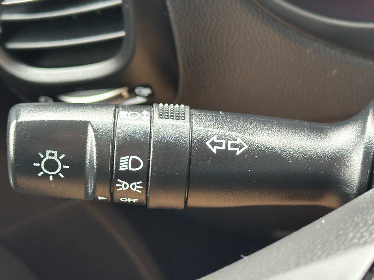 Used 2014 Kia Soul Base 4dr Crossover 6M image 36