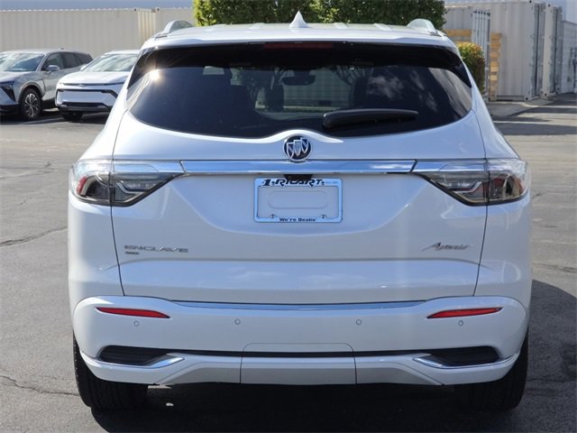 Used 2023 Buick Enclave Avenir w/ Avenir Technology Package image 24