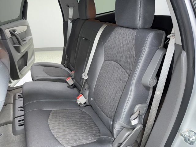 Used 2017 Chevrolet Traverse LS AWD/4WD image 24