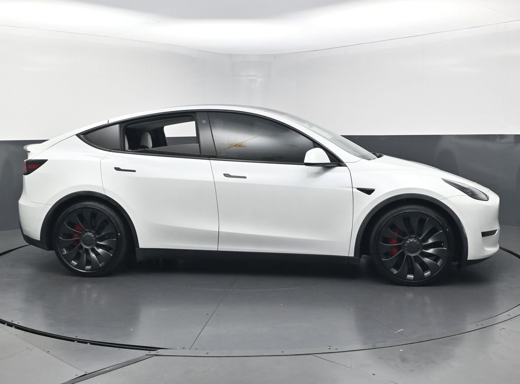 Used 2022 Tesla Model Y Performance AWD/4WD image 5