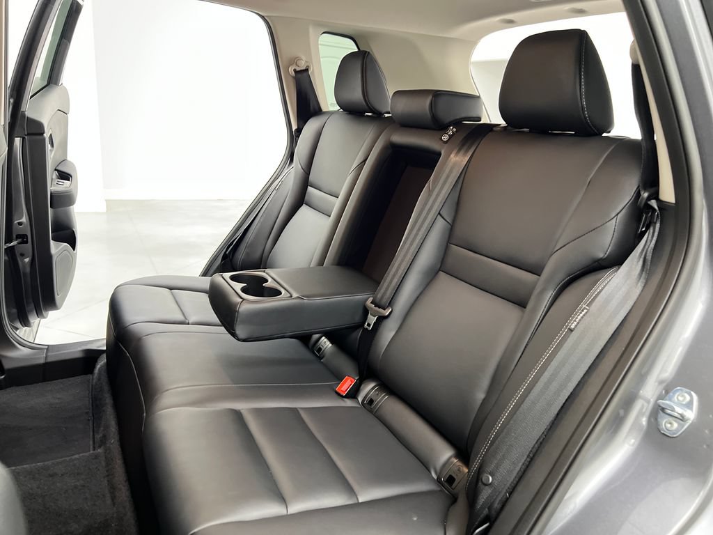 Used 2026 Nissan Rogue SL FWD image 16