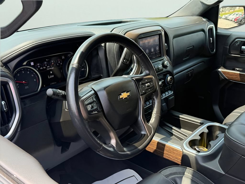 Used 2021 Chevrolet Silverado 1500 High Country AWD/4WD image 15