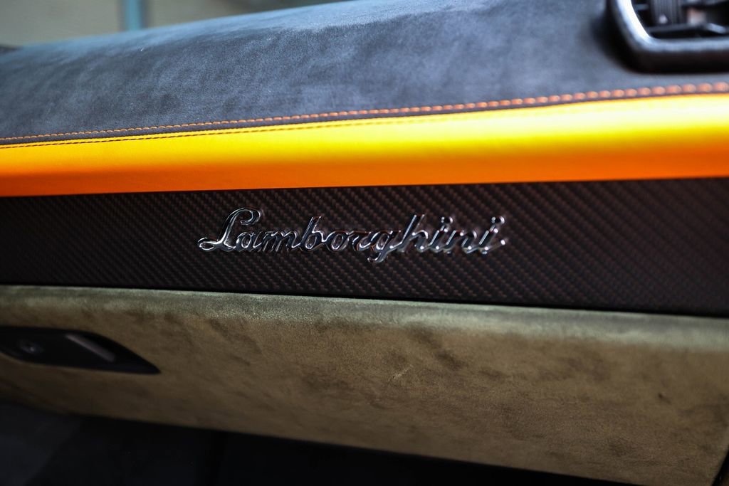 Used 2024 Lamborghini Huracan Sterrato AWD/4WD image 62