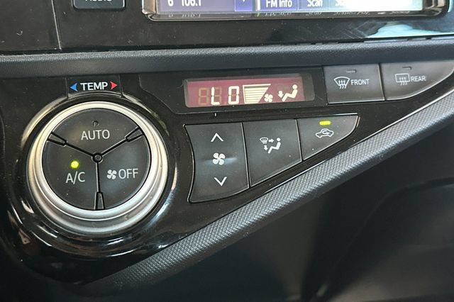 Used 2016 Toyota Prius C One FWD image 24