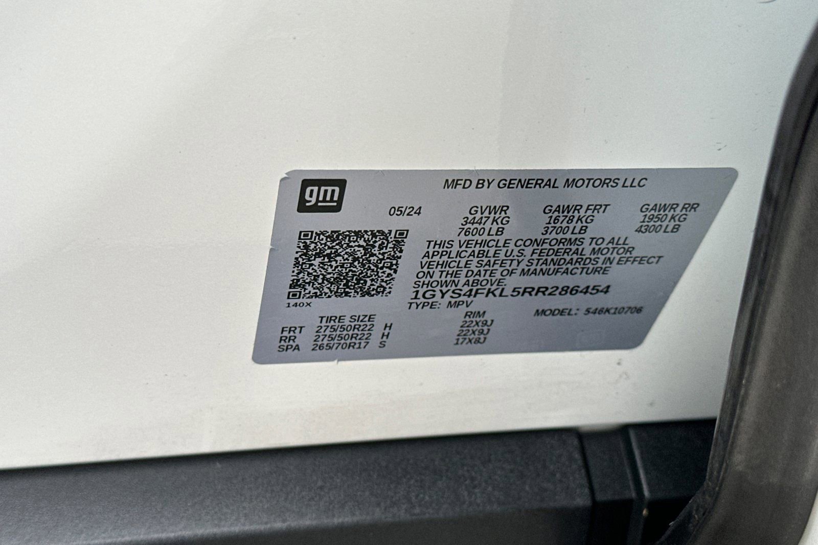 Used 2024 Cadillac Escalade Sport w/ LPO, ONYX Package AWD/4WD image 32