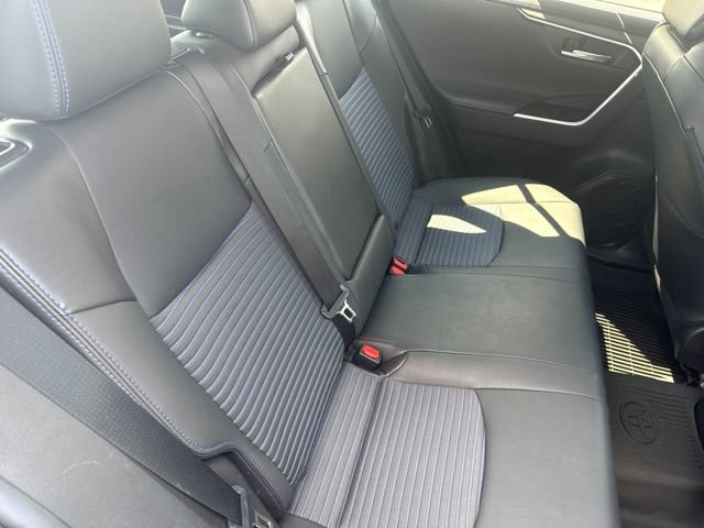 Used 2021 Toyota RAV4 XSE AWD/4WD image 18