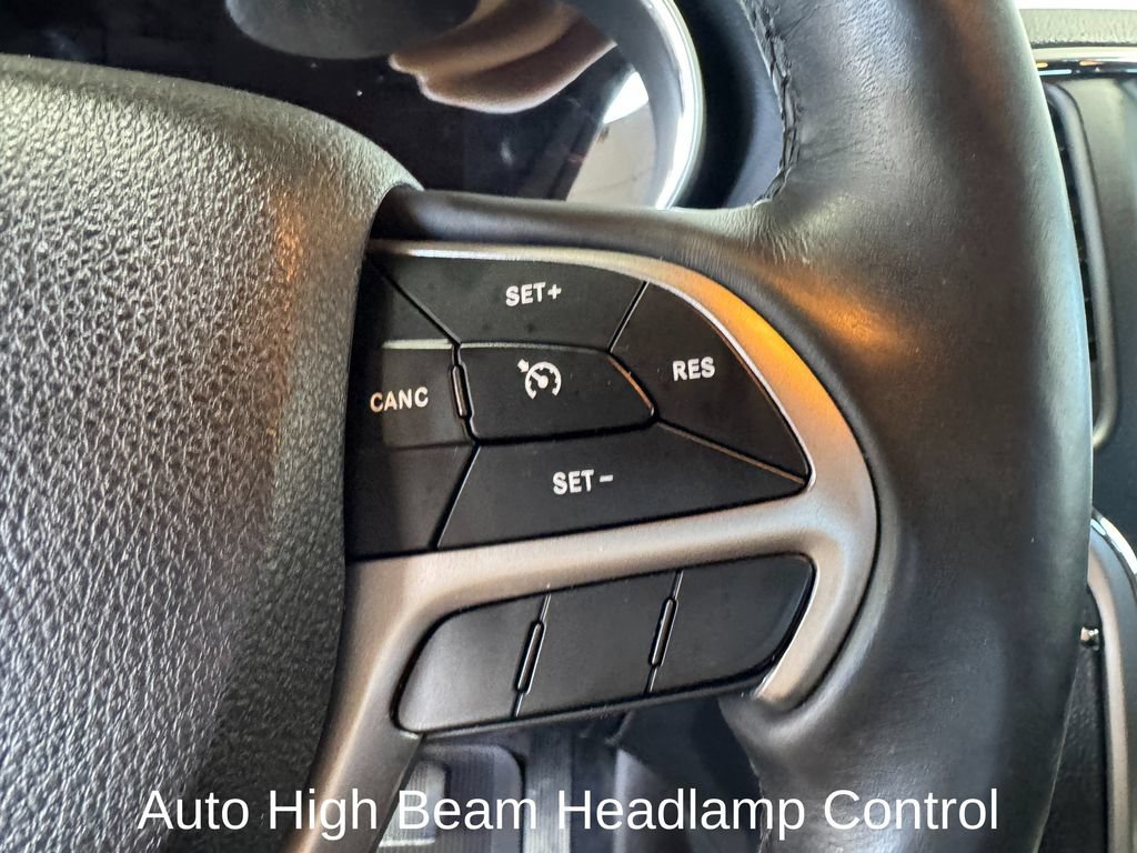Used 2018 Jeep Grand Cherokee Limited w/ Luxury Group II AWD/4WD image 16