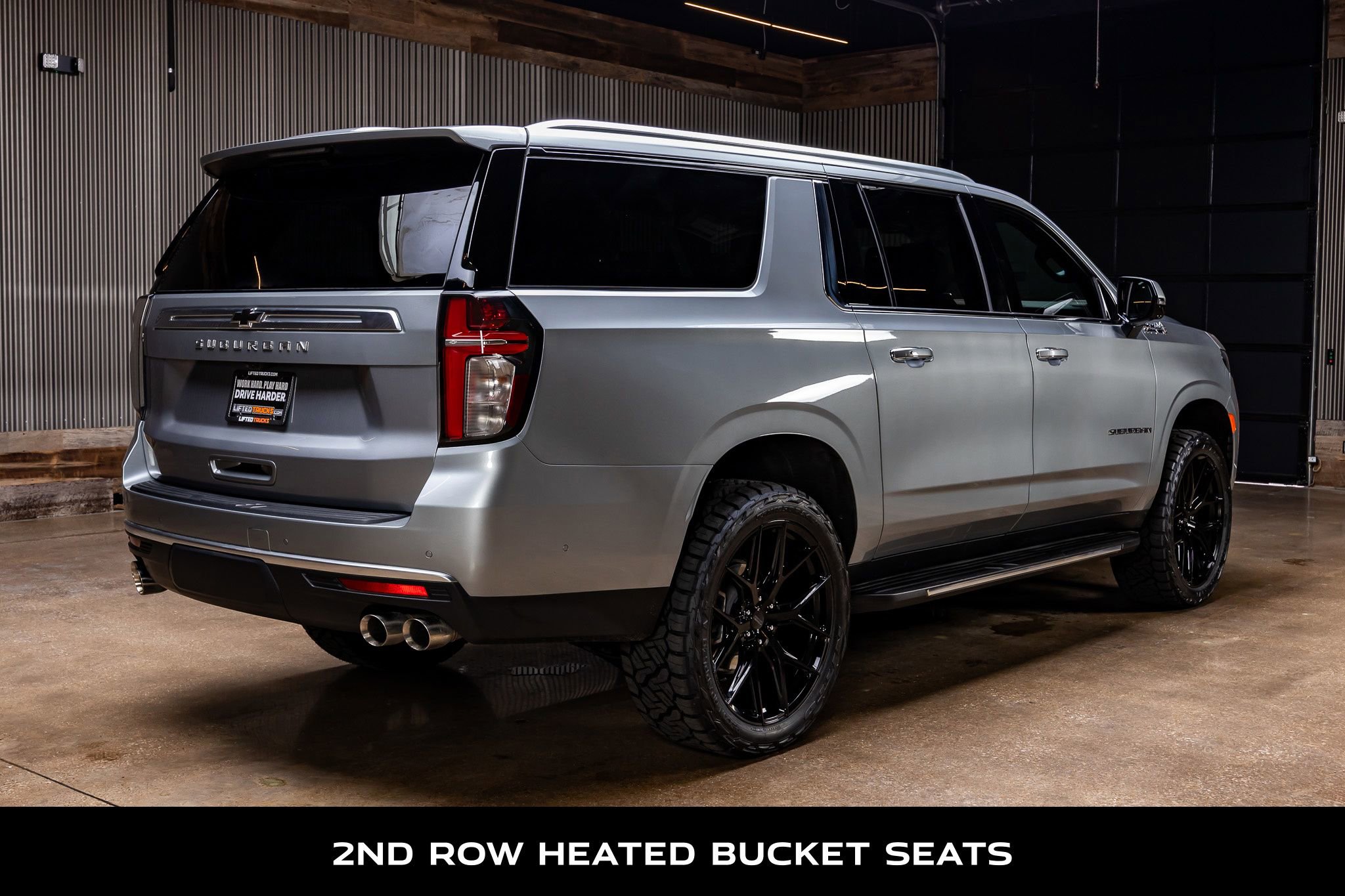 Used 2024 Chevrolet Suburban High Country w/ Advanced Technology Package AWD/4WD image 10