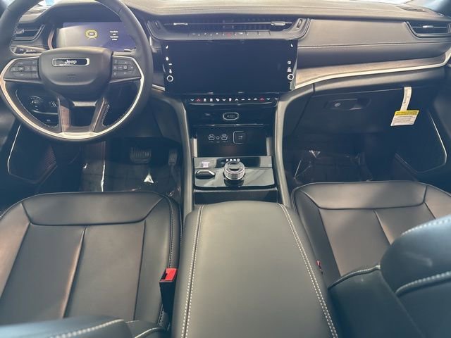 New 2026 Jeep Grand Cherokee L Limited w/ Limited Altitude Package image 35