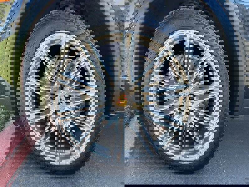 Used 2017 Porsche Cayenne S image 29