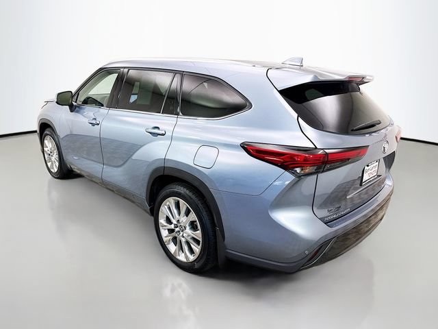 Used 2023 Toyota Highlander Limited AWD/4WD image 5