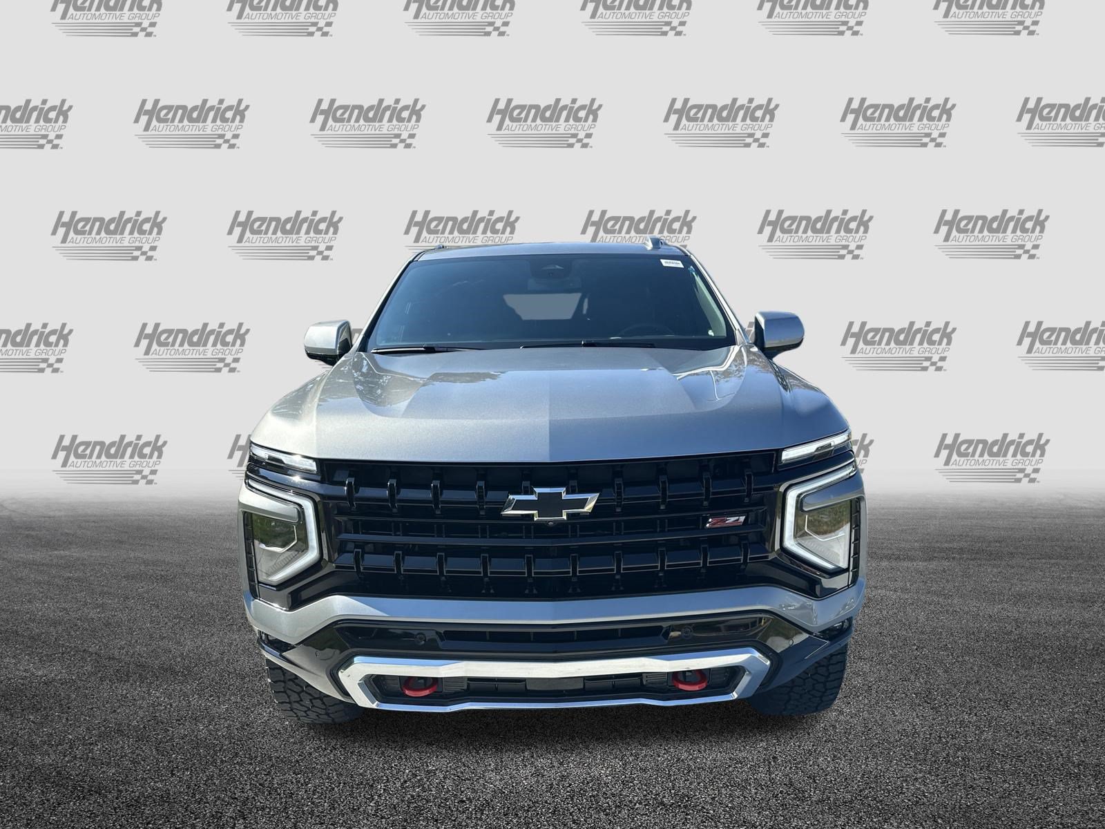 Used 2025 Chevrolet Tahoe Z71 w/ Comfort Package AWD/4WD image 3
