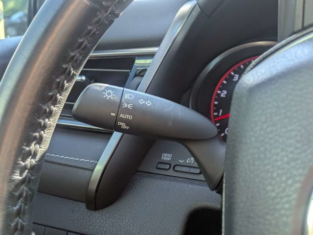 Used 2022 Toyota Camry XSE FWD image 26